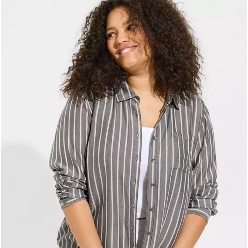 Lizzie Chambray Button Up Long Sleeve Shirt - Picture 5 of 7